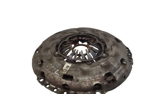 Opel Zafira B Pressure plate 5559285