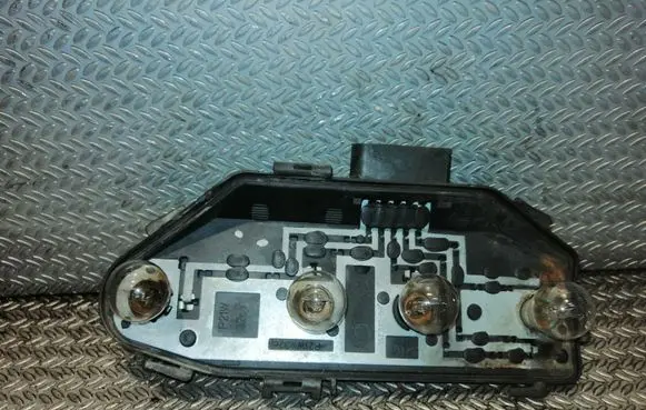 Tail light part
