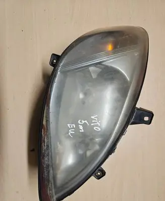 Mercedes-Benz Vito Viano W639 Headlight/headlamp 24670400