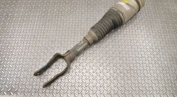 Jeep Grand Cherokee (WK) Air suspension front shock absorber 68080194AB