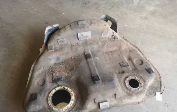 Subaru Legacy Fuel tank