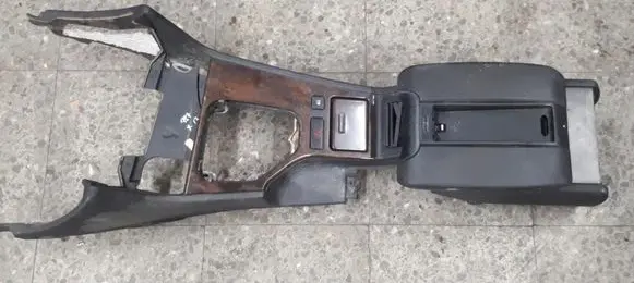 BMW 5 E39 Armrest 