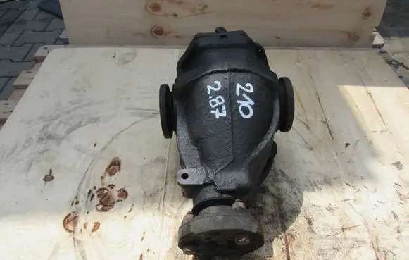 Mercedes-Benz C W203 Rear differential A2103513308MERC1 2103513308