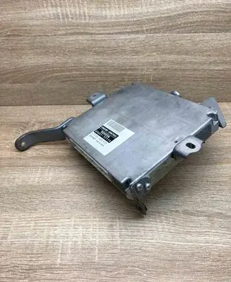 Toyota Prius (XW20) Engine control unit/module ECU 8966147110 2751001633