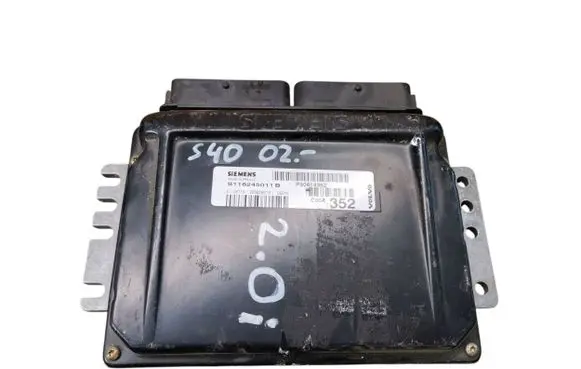 Volvo S40, V40 Engine control unit/module P30614352 S118245011B 300626519