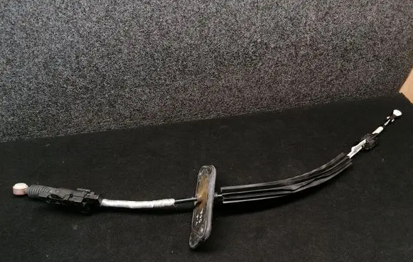 Volkswagen Multivan T6 Gear shift cable linkage 7E1713266
