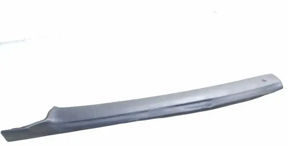 Dashboard glove box trim