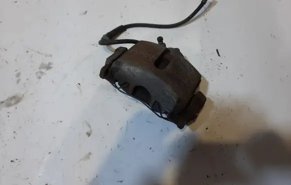 Volkswagen PASSAT CC Front brake caliper NERA