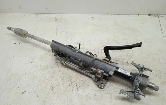 BMW X1 E84 Steering wheel axle 32306784867 882401084515 LS678486702T