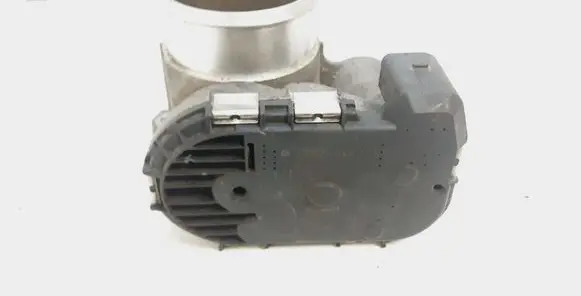 Audi A4 S4 B6 8E 8H Throttle valve 06B133062M