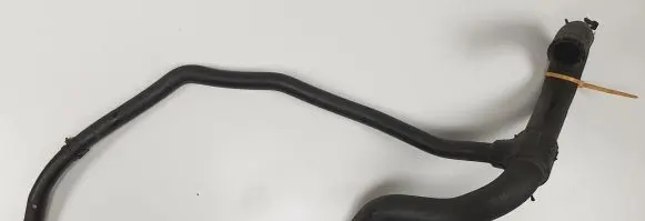 Jaguar S-Type Engine coolant pipe/hose XR8318K579