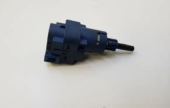 Volkswagen Polo IV 9N3 Brake pedal sensor switch 6Q0927189