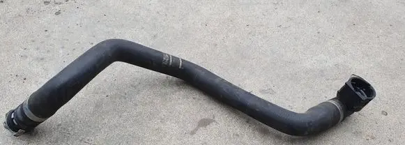 Ford C-MAX II Engine coolant pipe/hose BV6118K579EB
