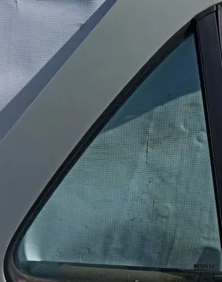 Renault Laguna II Rear vent window glass 