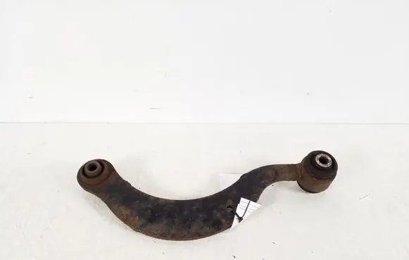 Toyota Auris 150 Rear control arm 48770-12010