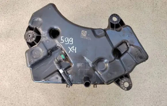 BMW X4 G02 AdBlue liquid reservoir 988489423A 9884894 20335610