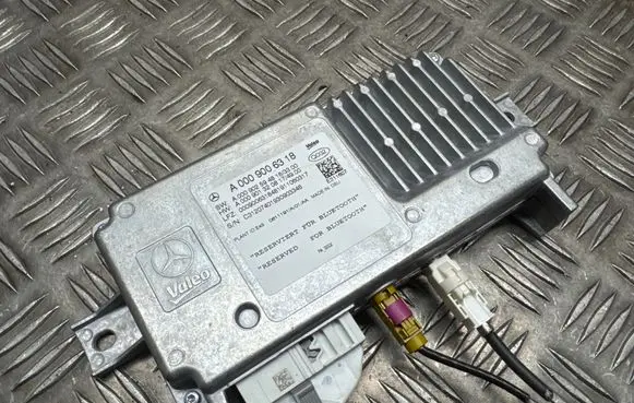Mercedes-Benz E W213 Camera control unit module A0009006318 A0009025948 A0009013208