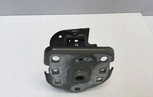 Nissan Juke II F16 Rear bumper shock impact absorber/damper 