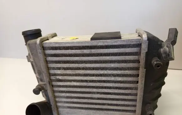 Audi A4 S4 B7 8E 8H Intercooler radiator 8E0145805R
