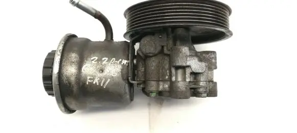 Toyota Corolla Verso E121 Power steering pump 12180