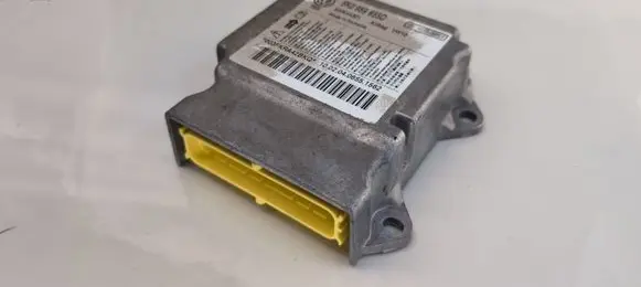 Volkswagen Golf VI Airbag control unit/module 5K0959655D