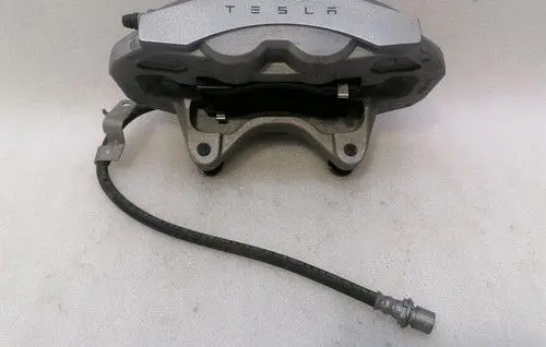Tesla Model 3 Front brake caliper 104462100F