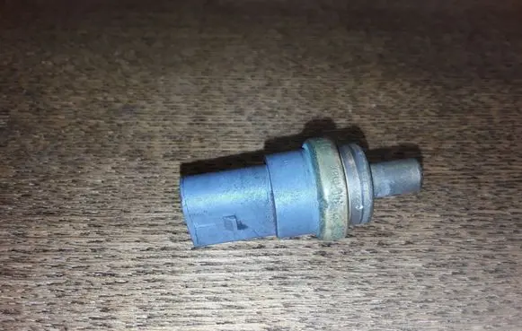 Audi A3 S3 8P Coolant temperature sensor 06A919501