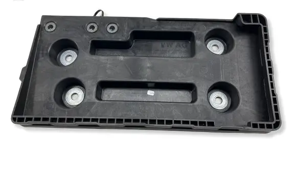 Volkswagen PASSAT B8 Battery tray 3Q0804869