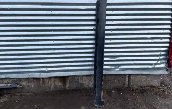 Volkswagen PASSAT B7 Side skirt rear trim 