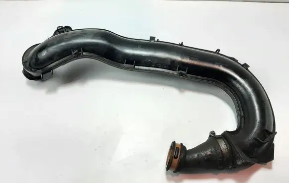 Ford Kuga I Intercooler hose/pipe AV619C623B AV619C623BD