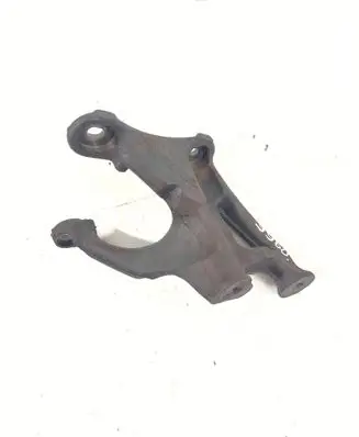 Peugeot 3008 I Engine mounting bracket 9687262980