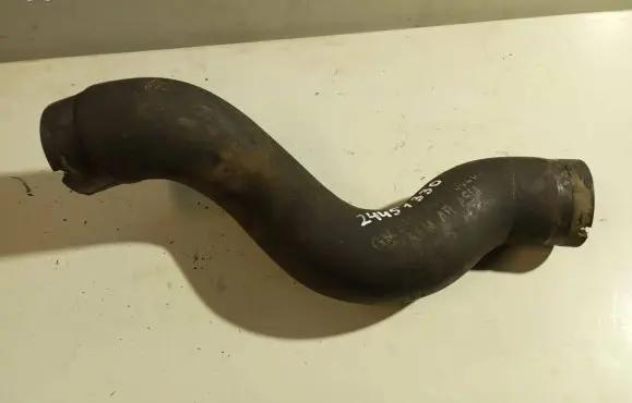 Opel Zafira A Intercooler hose/pipe 24451330 7002052 451330