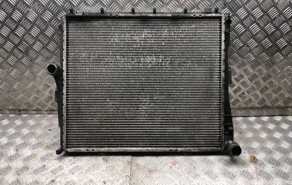 Coolant radiator
