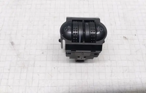 Volkswagen PASSAT B5.5 Headlight level height control switch 3B0941333C