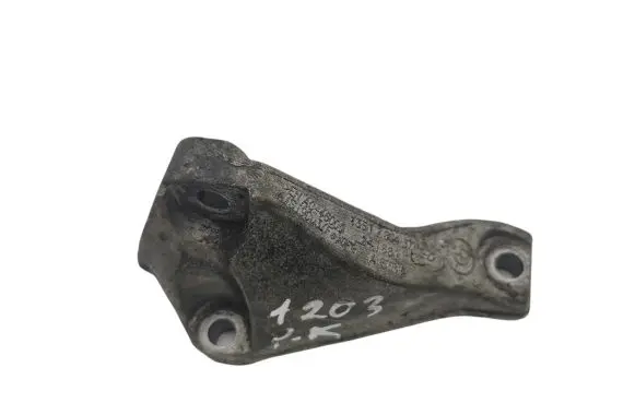 BMW X3 E83 other engine part 13517804376 7804376