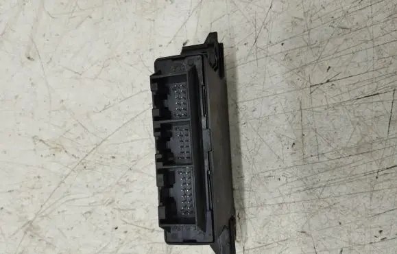 Audi A3 S3 8P Parking PDC control unit/module 8P0919283A