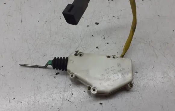 Volkswagen Sharan Central locking motor 7M0959775C