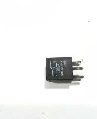 Opel Sintra Other relay 12077866 D7095