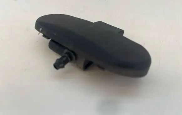 Audi A4 S4 B8 8K Windshield washer spray nozzle 8T0955987