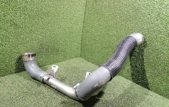 Renault Espace V (RFC) Intercooler hose/pipe 144606343R