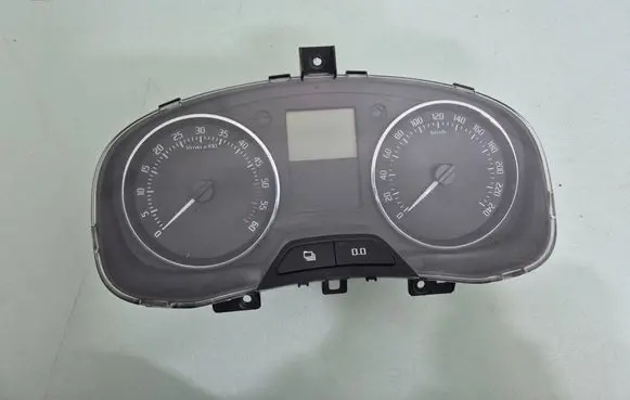 Skoda Fabia Mk2 (5J) Speedometer (instrument cluster) 5J0920811D