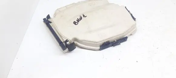 BMW 1 E81 E87 Fuse box cover 7544577 586509