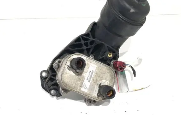 Engine oil radiator