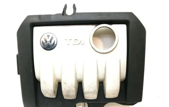 Volkswagen PASSAT B6 Engine cover (trim) 03G103925BR 03G103925BJ 03G103925BK