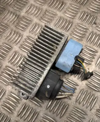 Nissan Qashqai Glow plug pre-heat relay 8200558438 8200558438A