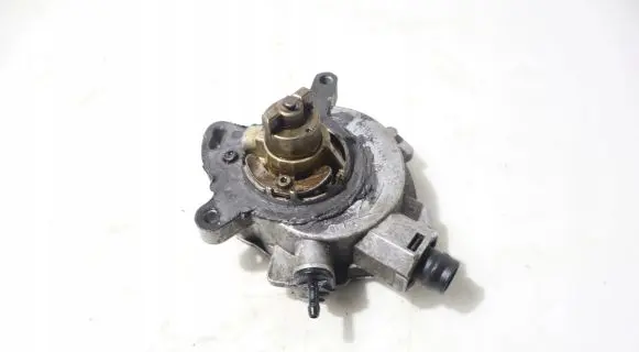 Ford Focus Vacuum pump