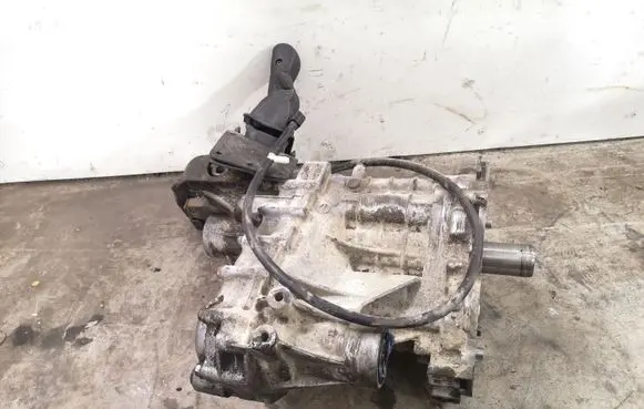 Suzuki Grand Vitara I Gearbox transfer box case 14SZM012