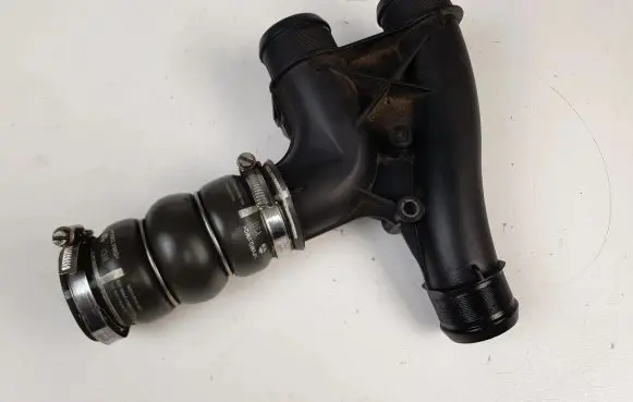 Peugeot 508 Intercooler hose/pipe 9688500380