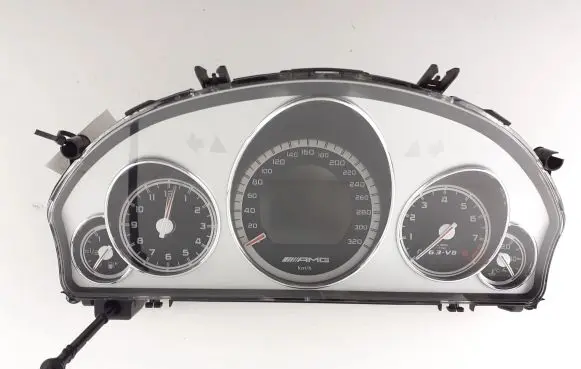 Mercedes-Benz E AMG W212 Speedometer (instrument cluster) A2125403748 A2125404048