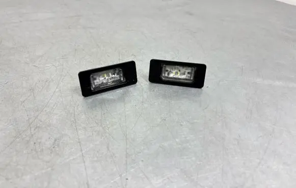 BMW 3 G20 G21 Number plate light 9481841